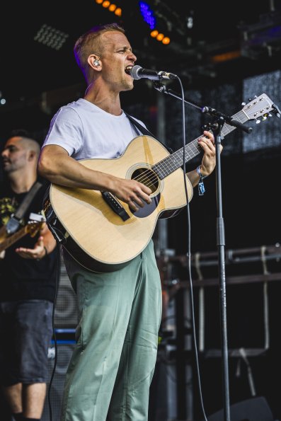 20230804_173744460_iOS