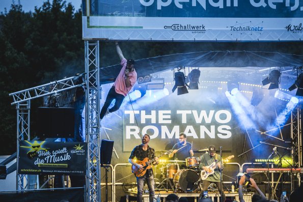 20230804_200341360_iOS