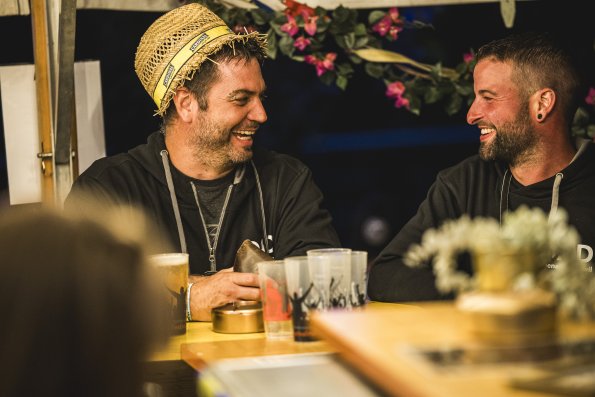 20230804_201332490_iOS