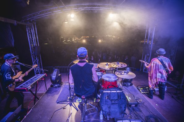 20230804_215606440_iOS