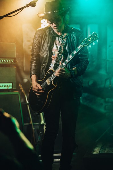 20250802_225944980_iOS