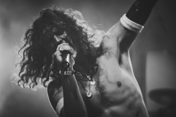 20250803_000100400_iOS